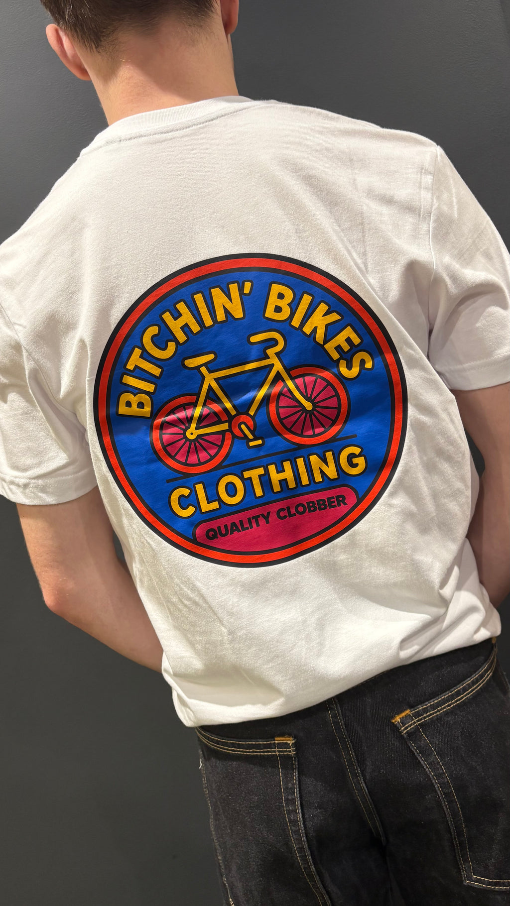 The original white tee