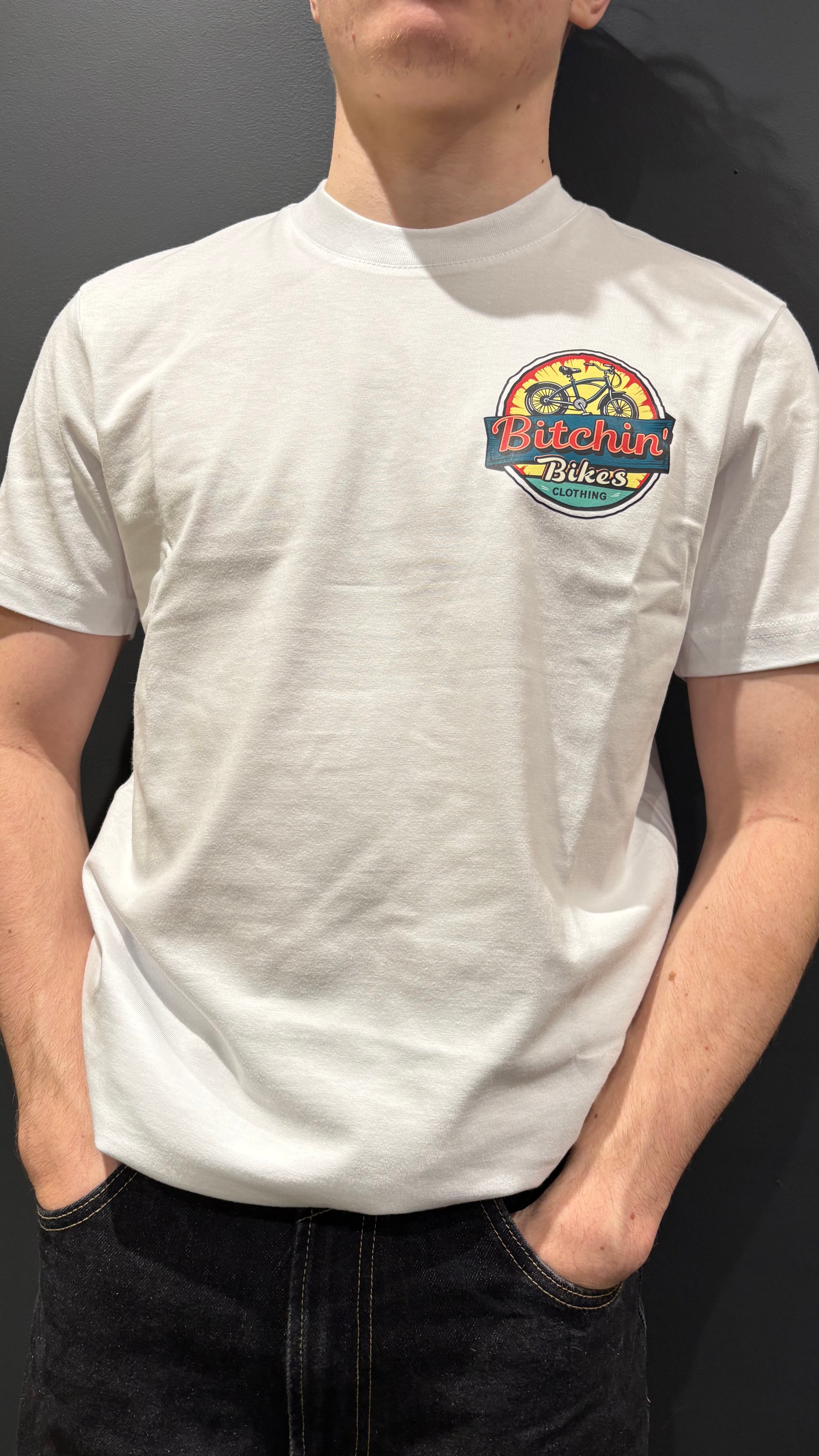 Retro tee white